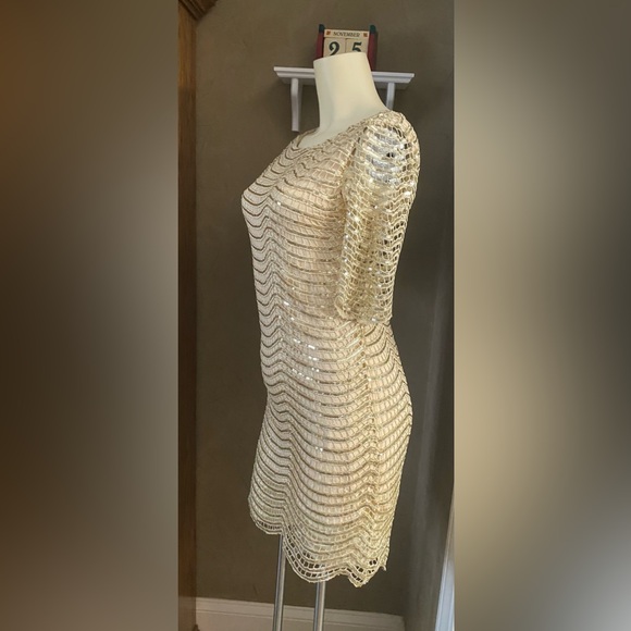 HAODUOYI Gold Sequin Beaded Open Back Short Sleeve Tunic Mini Dress - Picture 7 of 15